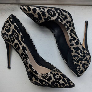 Aldo Black and Gold Leopard Print Heels
